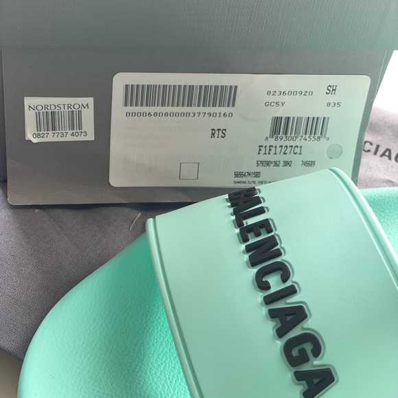 Balenciaga slide sandals - Picture 6 of 8